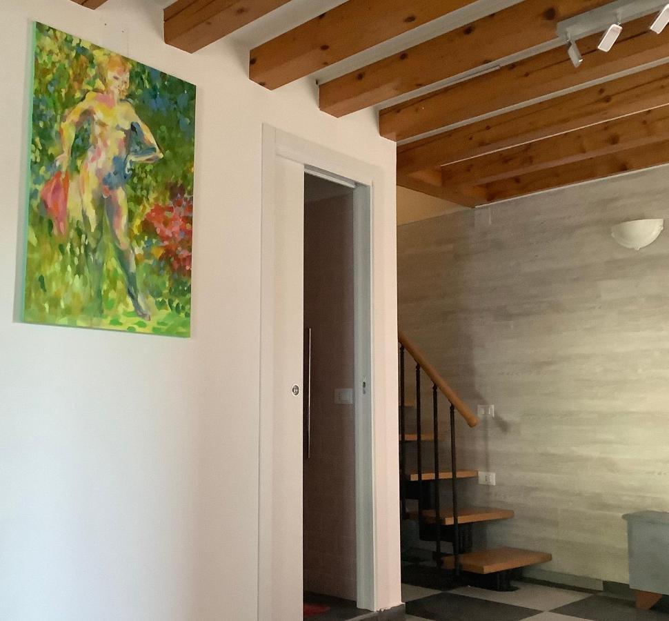 Night Galleria Holiday Home - Bed & Art In Burano - The Pink House Eksteriør billede