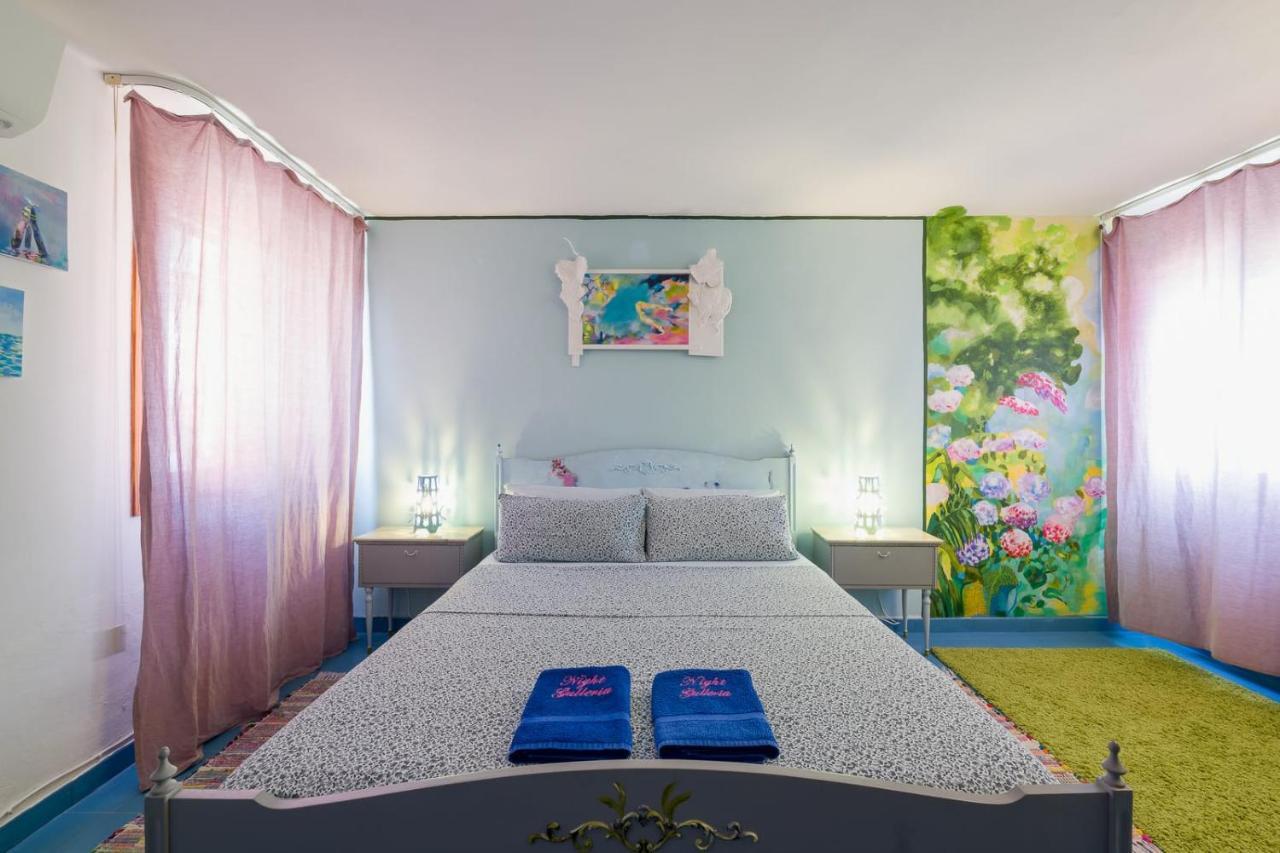 Night Galleria Holiday Home - Bed & Art In Burano - The Pink House Eksteriør billede