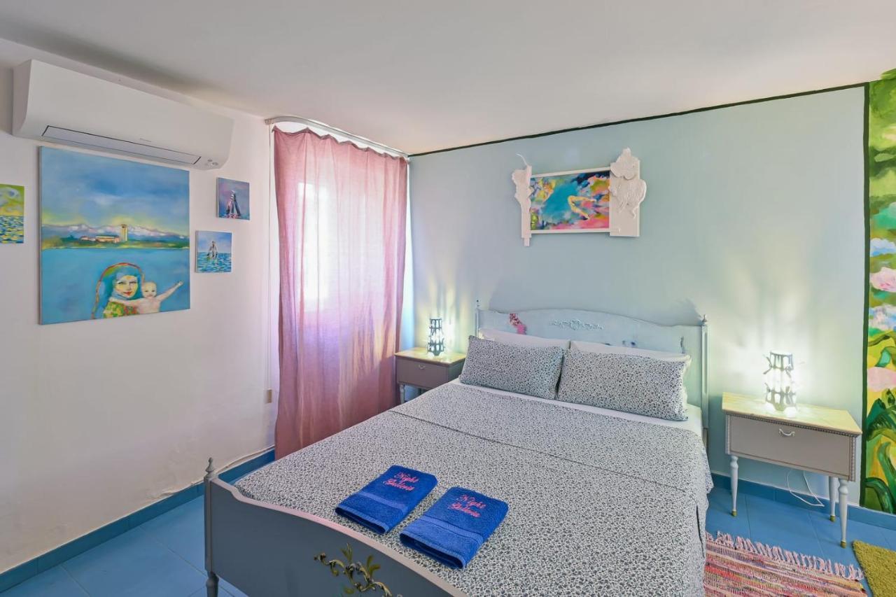 Night Galleria Holiday Home - Bed & Art In Burano - The Pink House Eksteriør billede